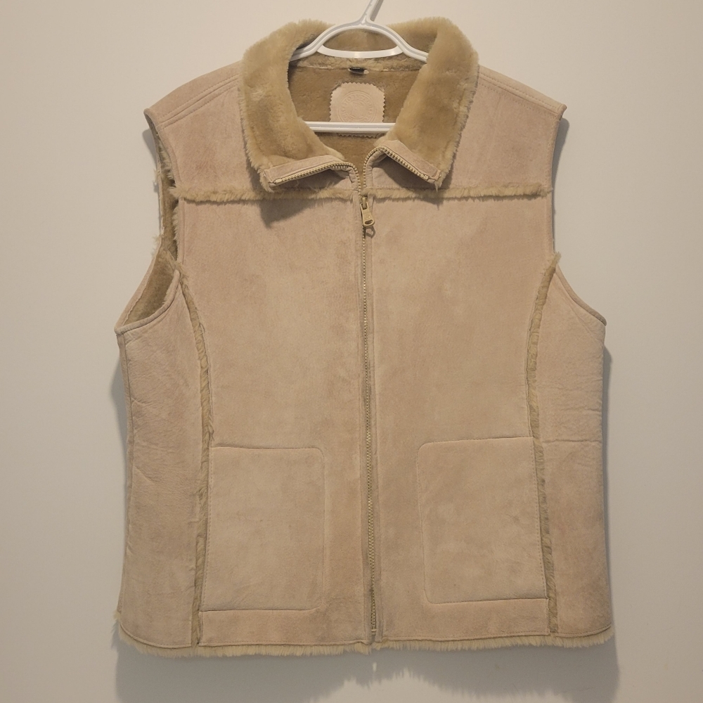 Storm Tech tan genuine leather vest Xl